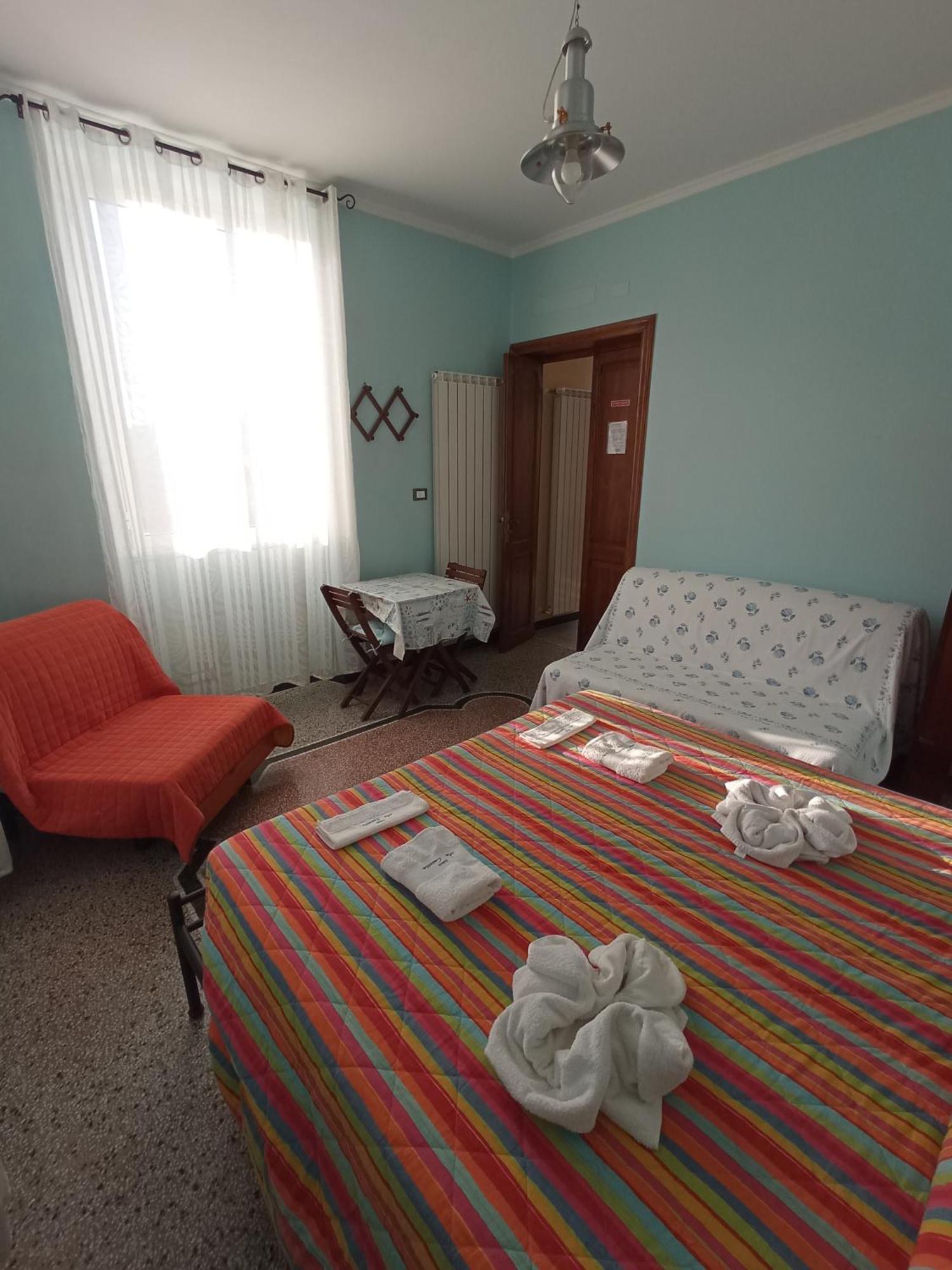 ואראצה Au Cavettu B&B מראה חיצוני תמונה